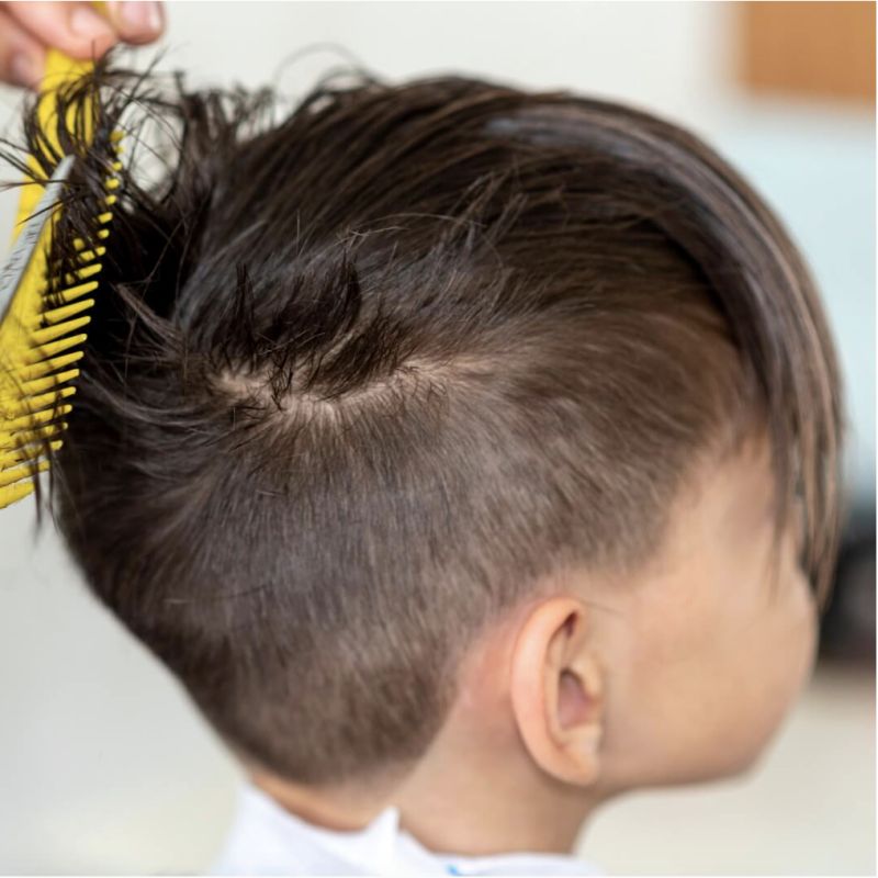 W jakie sprzęty dla dzieci wyposażyć salon fryzjerski?
